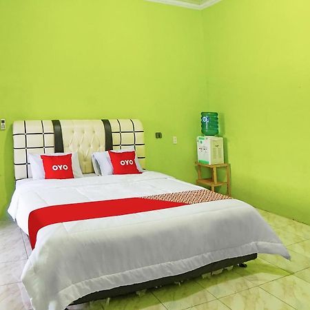Oyo 91435 Berliany Home 2 Medan Ngoại thất bức ảnh